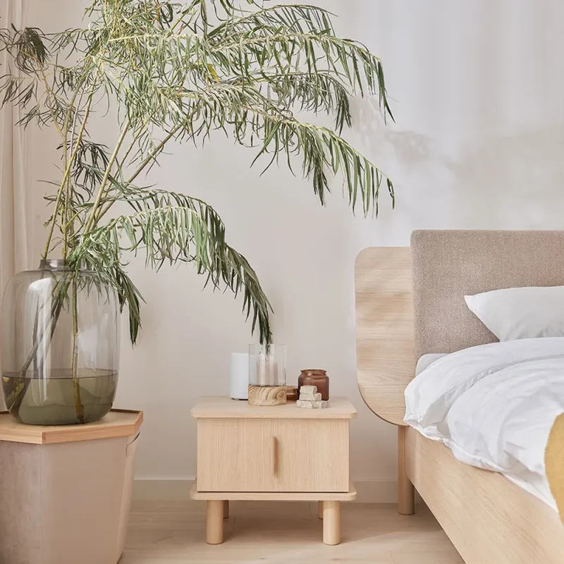 Bedside table with 1 drawer OMM