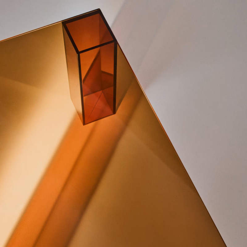 Klaasist kohvilaud 140 x 60 cm Adularia