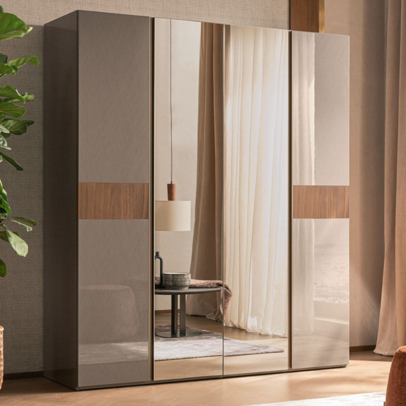 Riidekapp Corso Como 4-ukseline peegliga