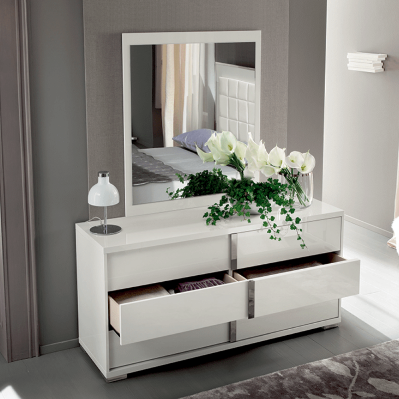 Dresser Imperia