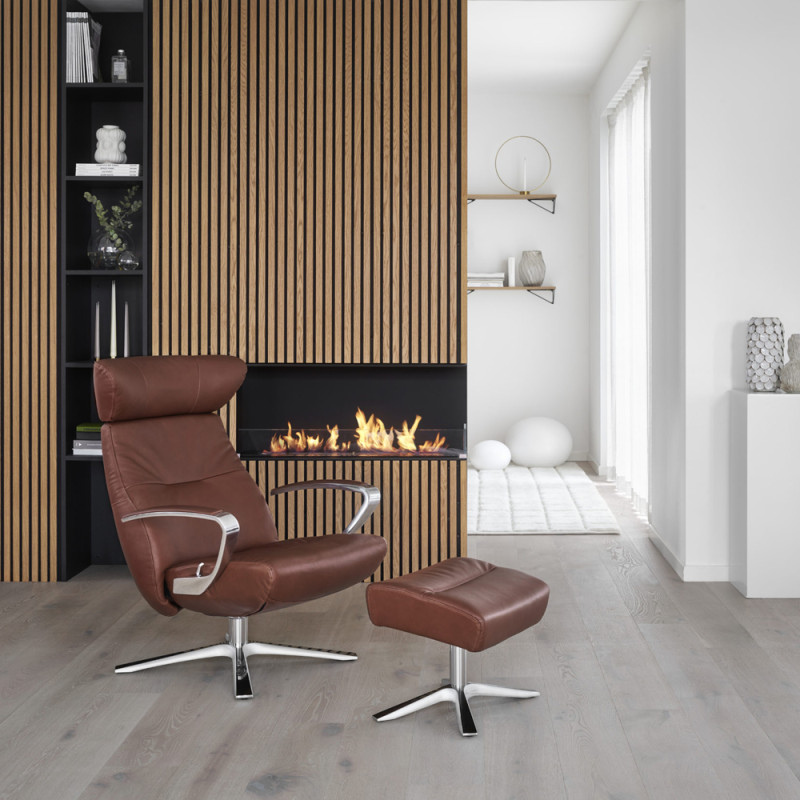 Armchair rotating with memory function Style