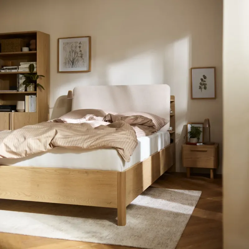 Bed 140x200 with shelves Well