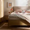 Voodi 180x200 polsterdatud kaldpeatsiga Well