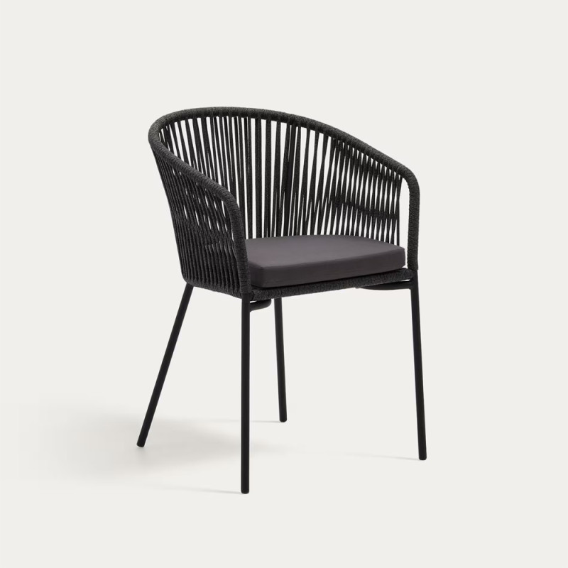 Outdoor stackable chair Yanet with a rope back