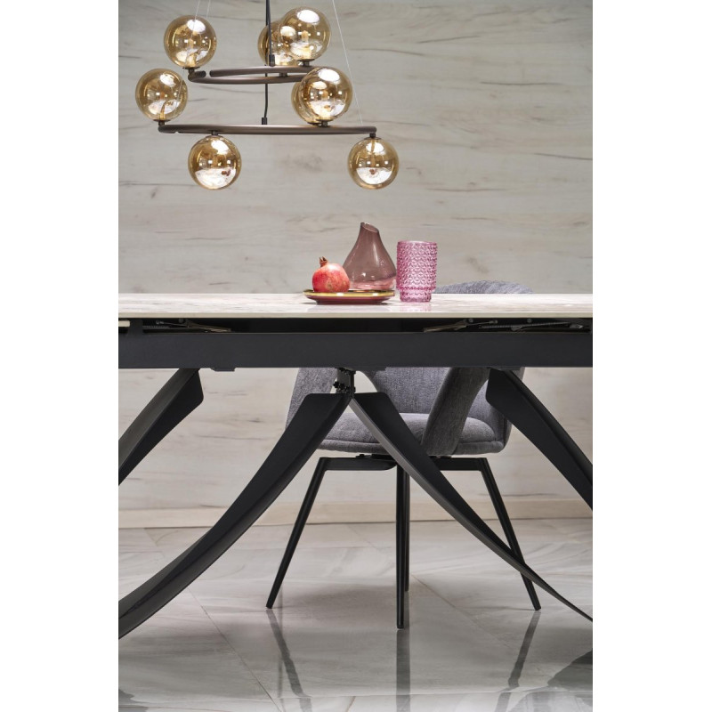 Table HILARIO white