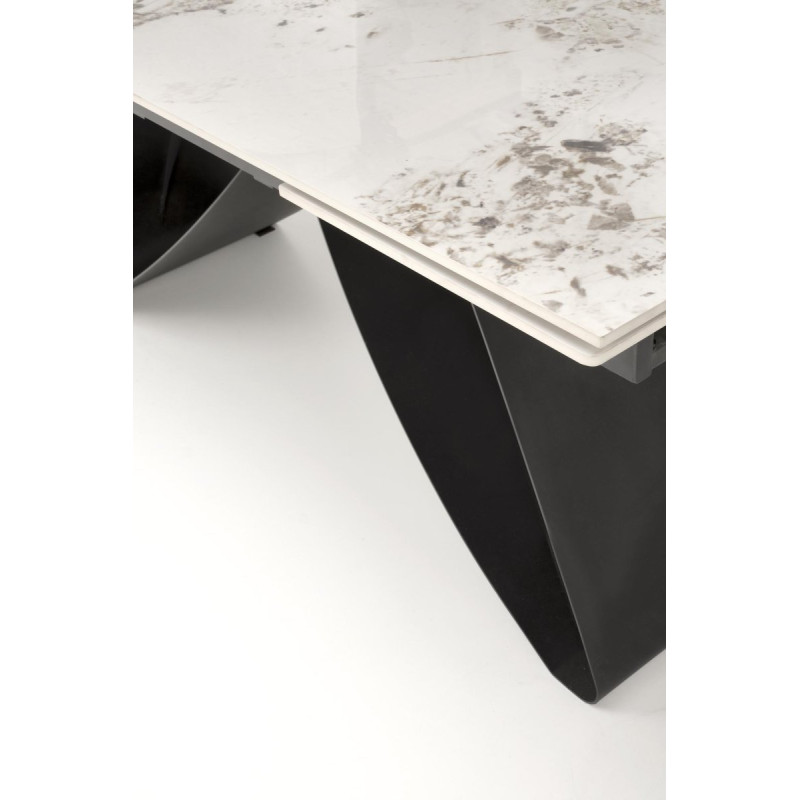 Table HILARIO white