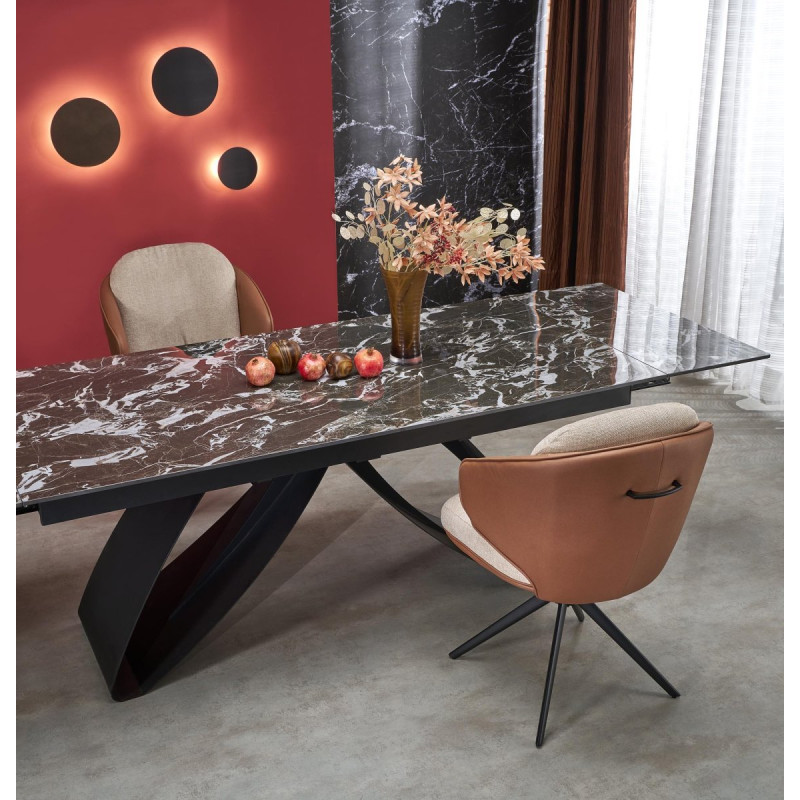 Table HILARIO black