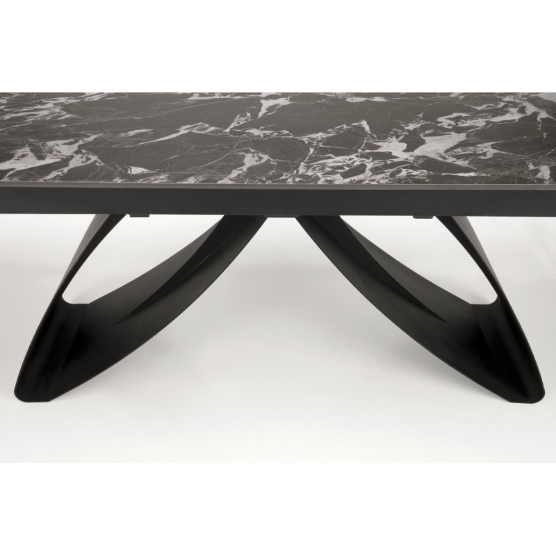 Table HILARIO black