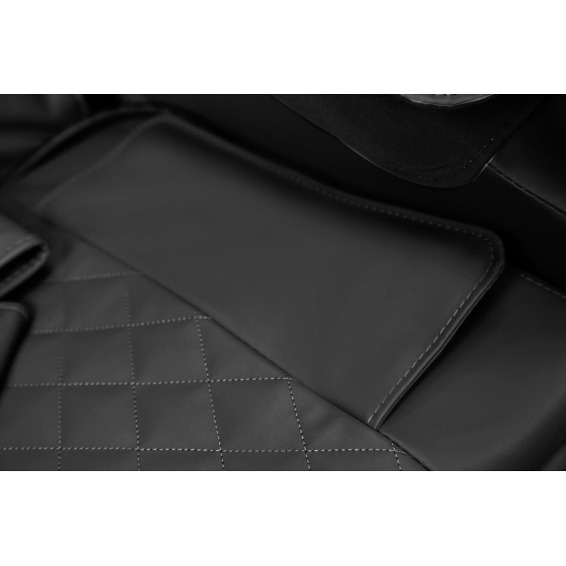 Armachair SOLARIA black